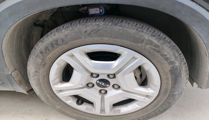 2023 KIA SONET HTK PLUS 1.0 IMT, Petrol, Manual, 19,600 km, tyre