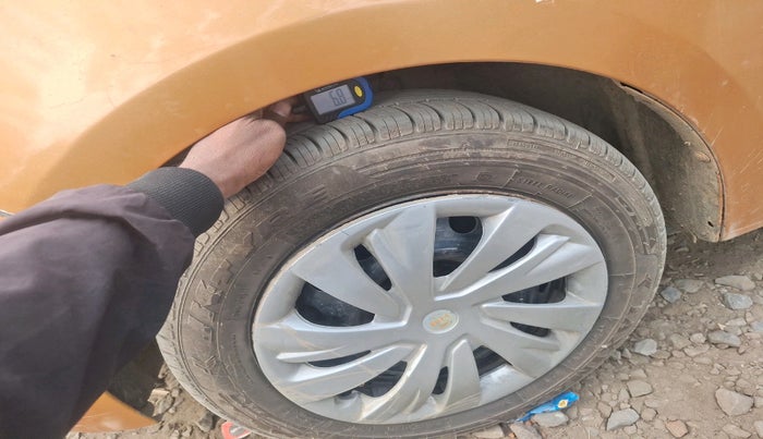 2016 Ford Figo Aspire TREND 1.2 PETROL, Petrol, Manual, 99,591 km, tyre