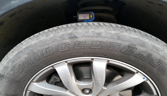 2018 Mahindra XUV500 W9 AT, Diesel, Automatic, 51,902 km, tyre