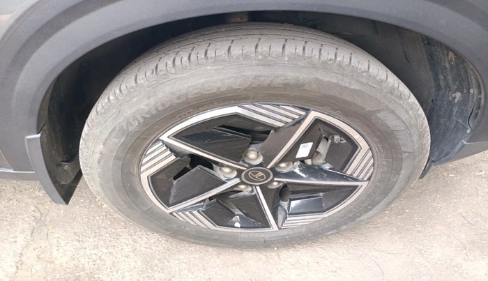 2024 Tata NEXON Fearless Plus S 1.2 Revotron 7DCA Dark Edition, Petrol, Automatic, 23,354 km, tyre