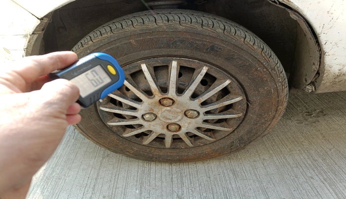 2017 Maruti Alto 800 LXI, Petrol, Manual, 72,862 km, tyre