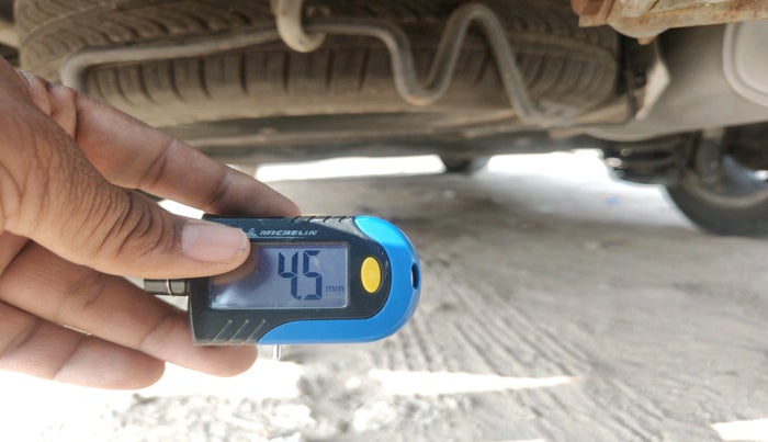 2015 Honda Mobilio 1.5L I-VTEC V, Petrol, Manual, 79,795 km, tyre