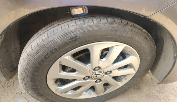 2015 Honda Mobilio 1.5L I-VTEC V, Petrol, Manual, 79,795 km, tyre