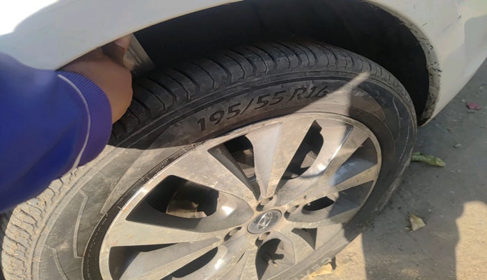 2013 Hyundai Verna FLUIDIC 1.6 VTVT SX, Petrol, Manual, 67,640 km, tyre