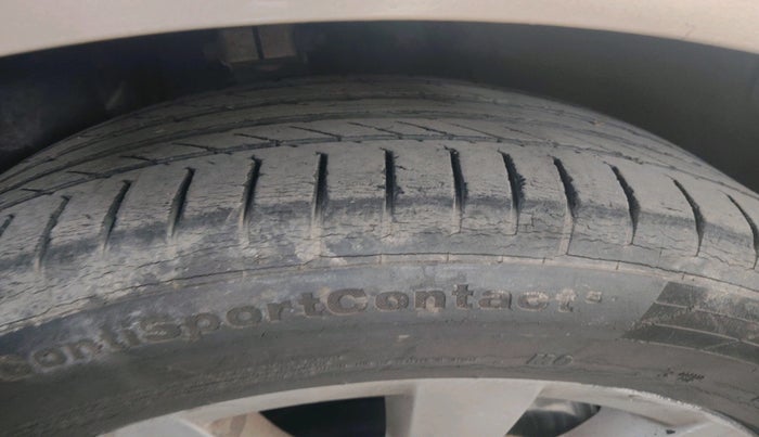 2011 BMW 5 Series 530D 3.0, Diesel, Automatic, 9,99,999 km, tyre