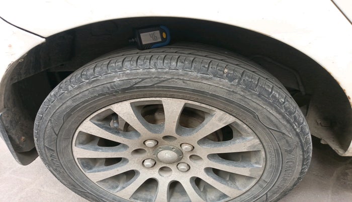 2011 Hyundai i10 MAGNA 1.2, Petrol, Manual, 81,847 km, tyre