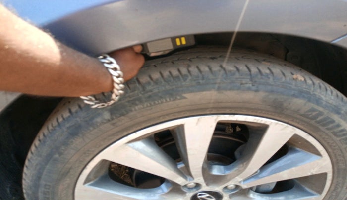 2015 Hyundai Verna FLUIDIC 1.6 VTVT SX, Petrol, Manual, 55,561 km, tyre