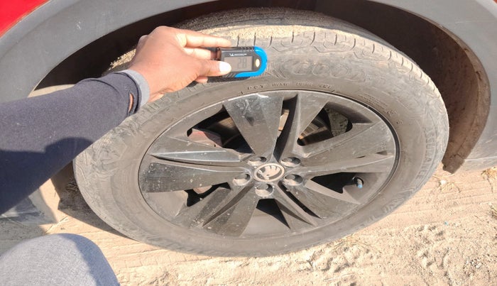 2021 Skoda KUSHAQ AMBITION 1.0L TSI AT, Petrol, Automatic, 37,926 km, tyre