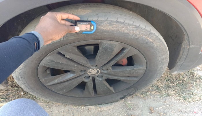 2021 Skoda KUSHAQ AMBITION 1.0L TSI AT, Petrol, Automatic, 37,926 km, tyre