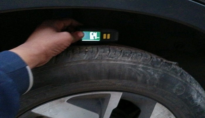 2021 KIA SONET HTX 1.0 IMT, Petrol, Manual, 1,01,338 km, tyre