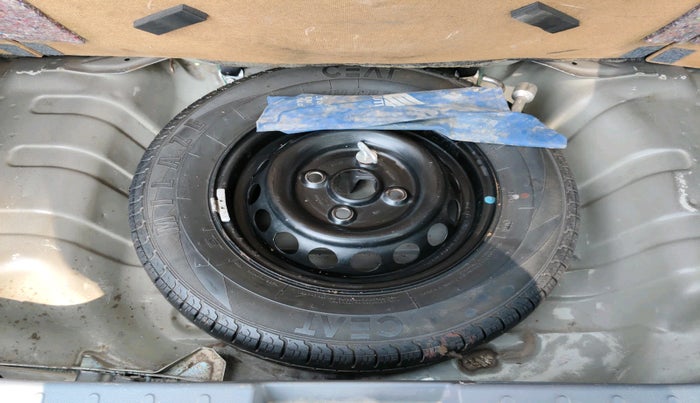 2014 Maruti Alto 800 LXI, Petrol, Manual, 62,948 km, tyre