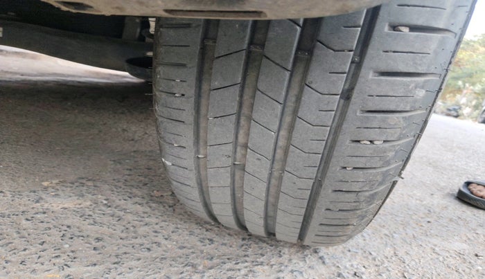 2024 Maruti Baleno ALPHA 1.2 AGS, Petrol, Automatic, 10,787 km, tyre