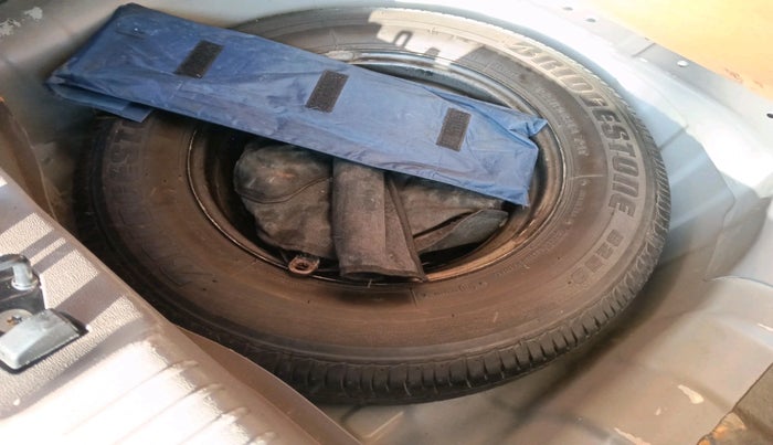 2013 Hyundai i10 D LITE 1.1, Petrol, Manual, 68,306 km, tyre