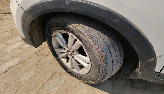 2017 Hyundai Creta S PLUS 1.4 DIESEL, Diesel, Manual, 1,09,620 km, tyre