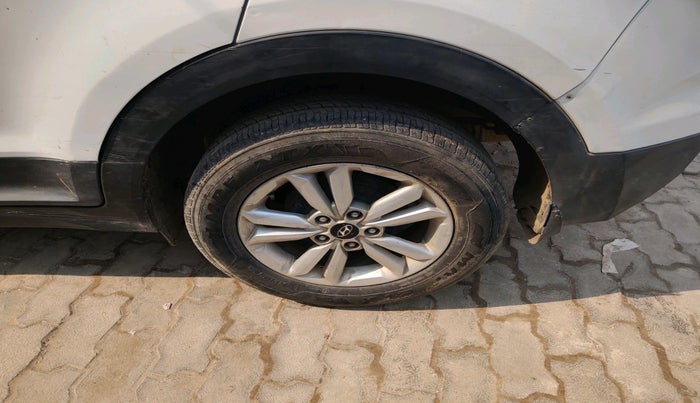 2017 Hyundai Creta S PLUS 1.4 DIESEL, Diesel, Manual, 1,09,620 km, tyre