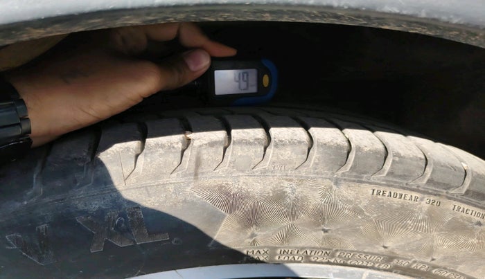 2018 Tata Hexa XT 4X2 7 STR, Diesel, Manual, 96,181 km, tyre