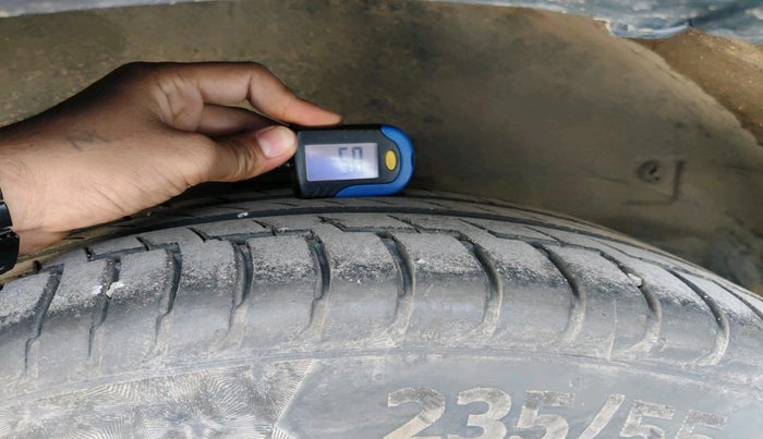 2018 Tata Hexa XT 4X2 7 STR, Diesel, Manual, 96,181 km, tyre