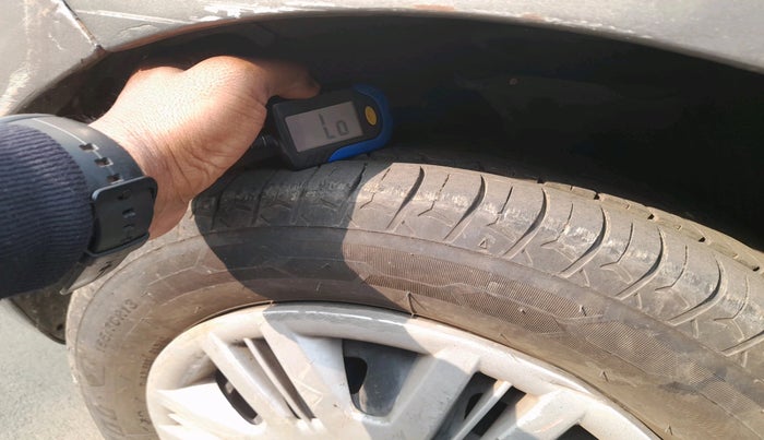 2012 Hyundai Santro Xing GLS, Petrol, Manual, 86,141 km, tyre