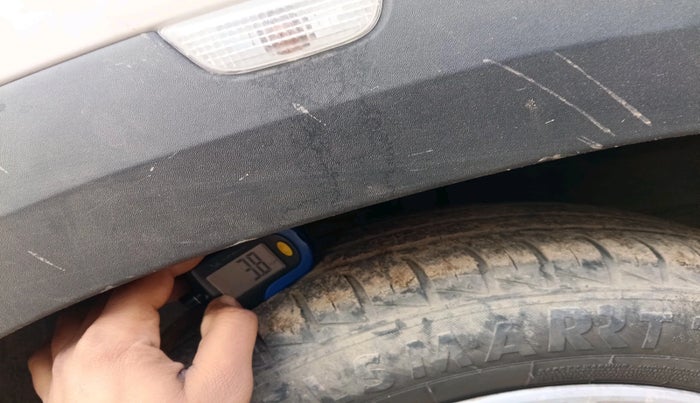 2024 Renault Kwid RXL(O) 1.0L AMT, Petrol, Automatic, 55,992 km, tyre