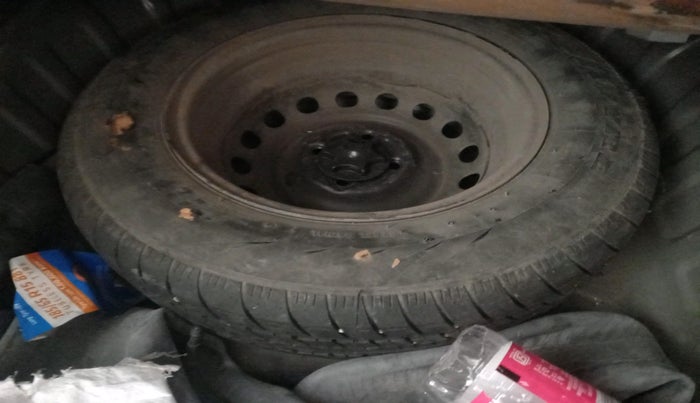 2013 Nissan Sunny XV PETROL, Petrol, Manual, 35,533 km, tyre