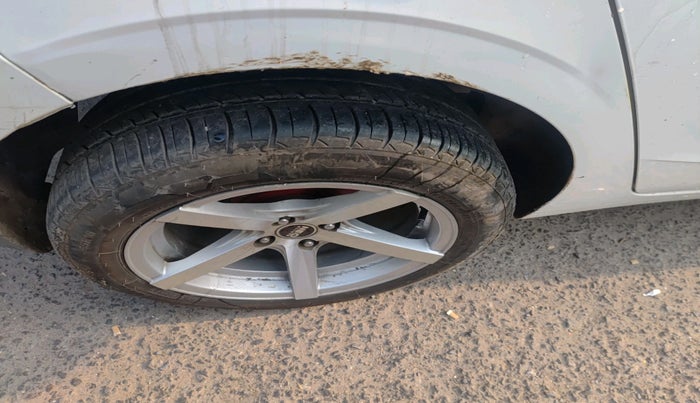 2022 Hyundai NEW I20 MAGNA 1.2 MT, Petrol, Manual, 61,515 km, tyre