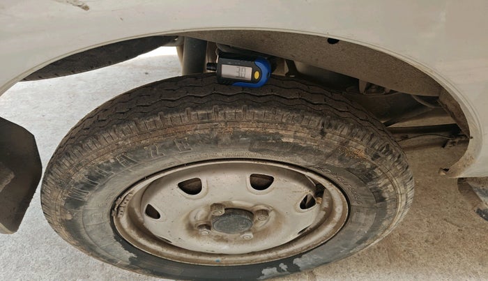 2021 Maruti Eeco 5 STR WITH A/C+HTR, Petrol, Manual, 65,133 km, tyre