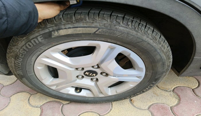 2021 KIA SONET HTX 1.0 IMT, Petrol, Manual, 78,982 km, tyre