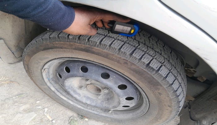 2018 Maruti Dzire VDI, Diesel, Manual, 1,19,889 km, tyre