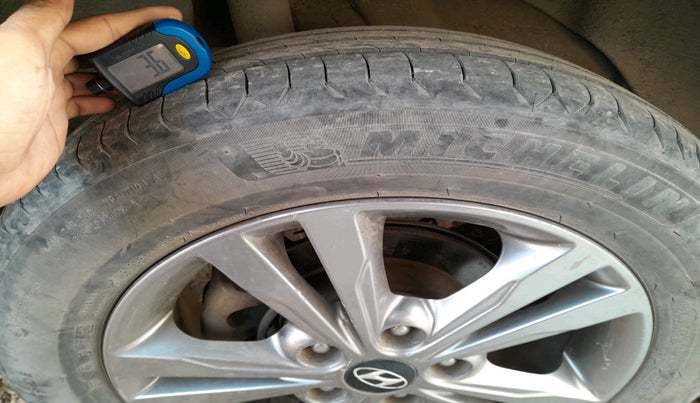 2018 Hyundai New Elantra 1.6 SX (O) AT DIESEL, Diesel, Automatic, 1,25,406 km, tyre