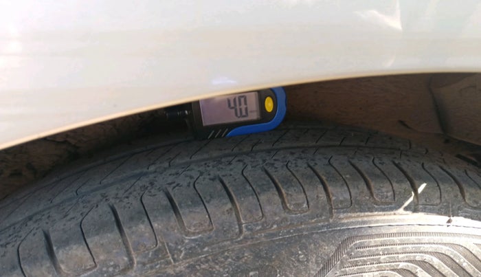 2012 Hyundai i10 SPORTZ 1.2 AT, Petrol, Automatic, 79,160 km, tyre