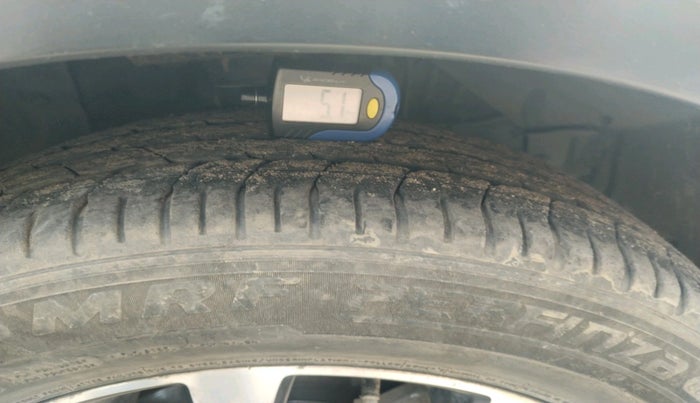 2017 Maruti S Cross ZETA 1.3, Diesel, Manual, 2,06,585 km, tyre