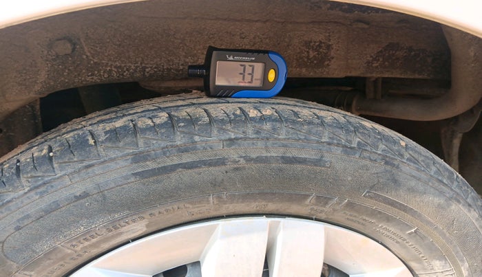 2021 Maruti Alto VXI, Petrol, Manual, 26,089 km, tyre