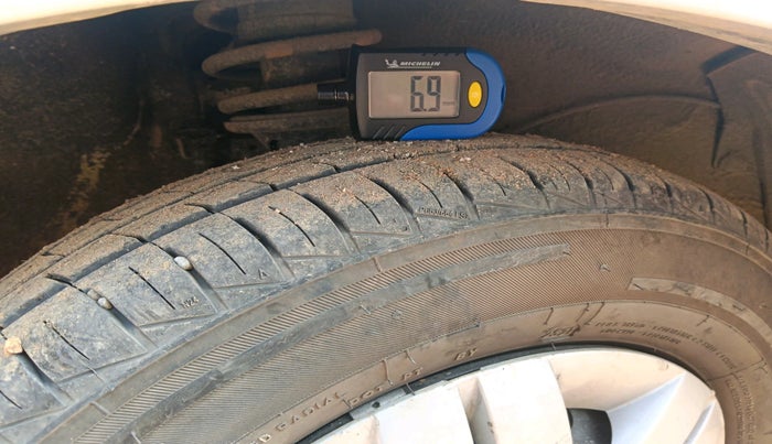 2021 Maruti Alto VXI, Petrol, Manual, 26,089 km, tyre