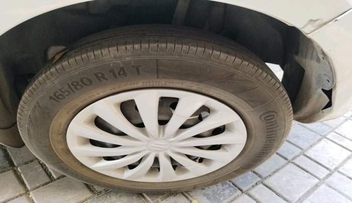 2019 Maruti Swift VXI AMT, Petrol, Automatic, 74,223 km, tyre