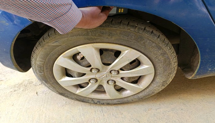 2013 Hyundai Eon MAGNA +, Petrol, Manual, 78,197 km, tyre