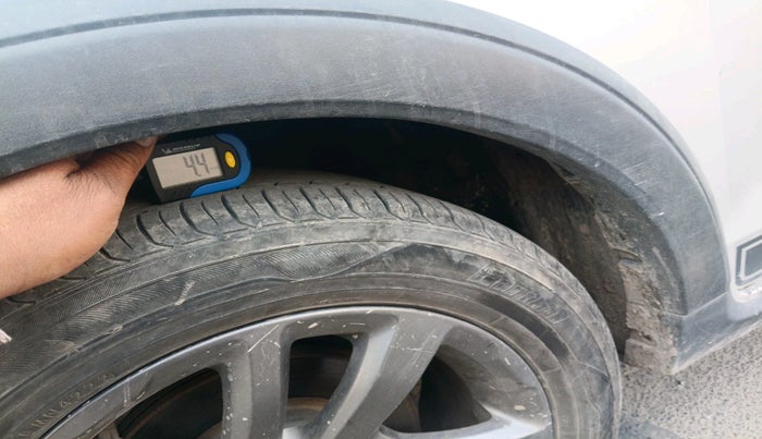 2019 Ford FREESTYLE TITANIUM 1.2 PETROL, Petrol, Manual, 37,666 km, tyre