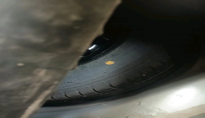 2019 Ford FREESTYLE TITANIUM 1.2 PETROL, Petrol, Manual, 37,666 km, tyre