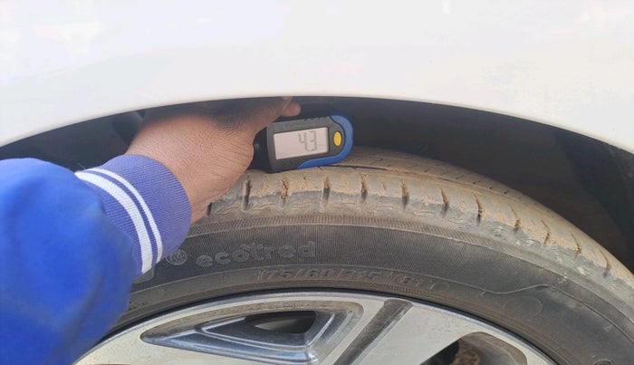 2023 Hyundai AURA SX 1.2 CNG, Petrol, Manual, 22,234 km, tyre