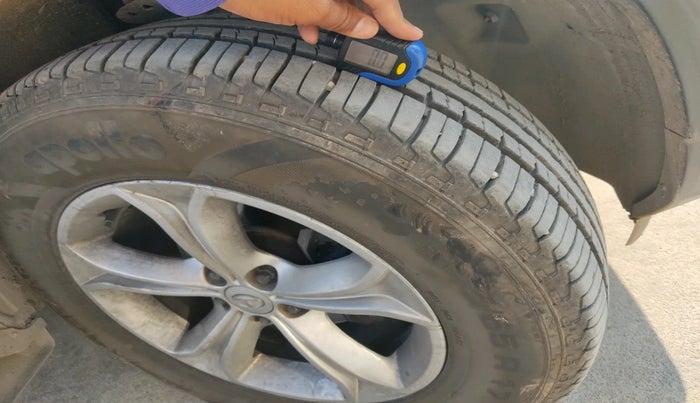 2019 Tata Harrier XT 2.0L KRYOTEC, Diesel, Manual, 51,679 km, tyre