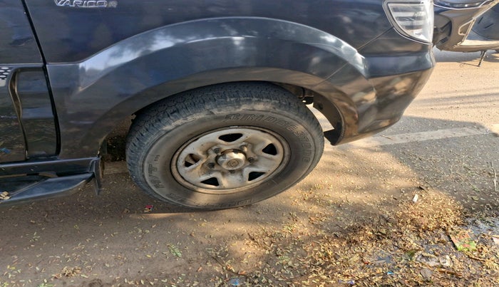 2018 Tata Safari Storme 2.2 EX 4X2, Diesel, Manual, 1,56,925 km, tyre