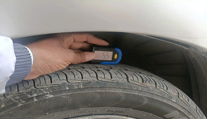 2012 Maruti Wagon R 1.0 LXI, Petrol, Manual, 79,145 km, tyre