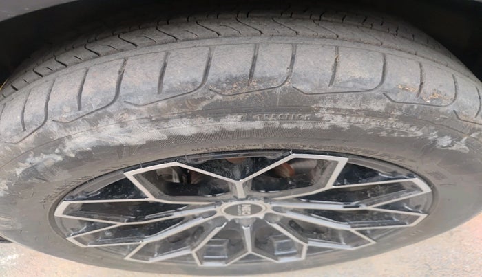 2024 Hyundai Verna  SX 1.5 MPI IVT, Petrol, Automatic, 11,308 km, tyre