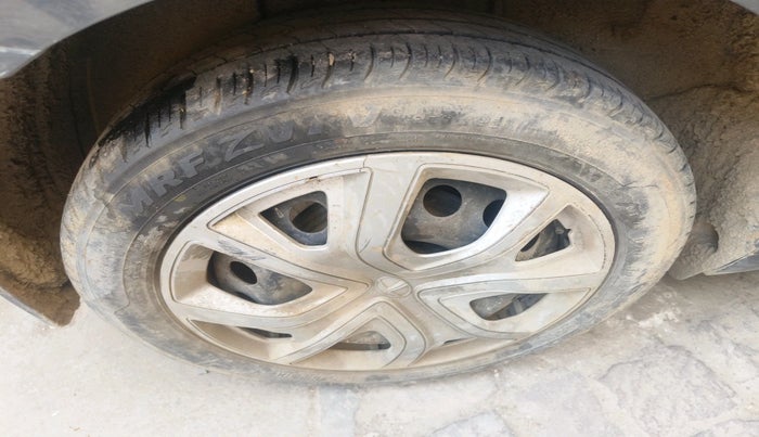 2021 Tata ALTROZ XM PLUS PETROL, Petrol, Manual, 43,408 km, tyre