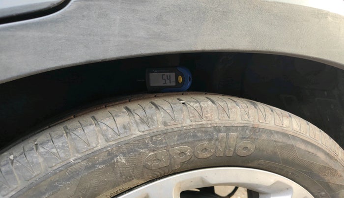 2020 KIA SONET HTK PLUS 1.2, Petrol, Manual, 50,000 km, tyre