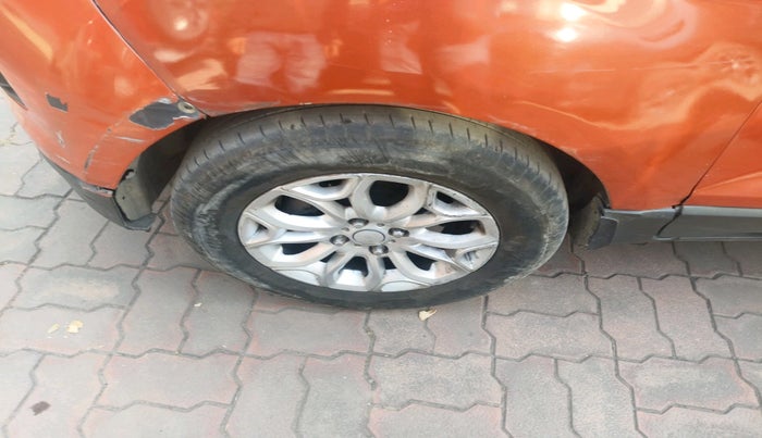 2015 Ford Ecosport TITANIUM 1.5L DIESEL, Diesel, Manual, 1,15,205 km, tyre