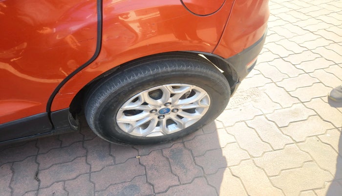 2015 Ford Ecosport TITANIUM 1.5L DIESEL, Diesel, Manual, 1,15,205 km, tyre