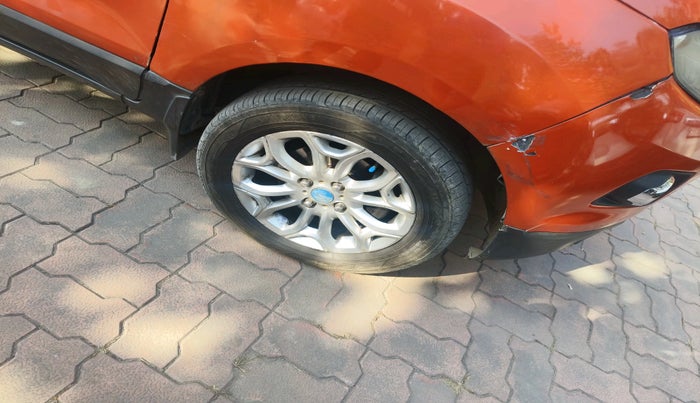 2015 Ford Ecosport TITANIUM 1.5L DIESEL, Diesel, Manual, 1,15,205 km, tyre