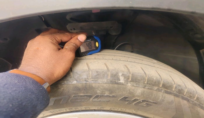 2022 Hyundai VENUE S+ 1.2, Petrol, Manual, 27,001 km, tyre