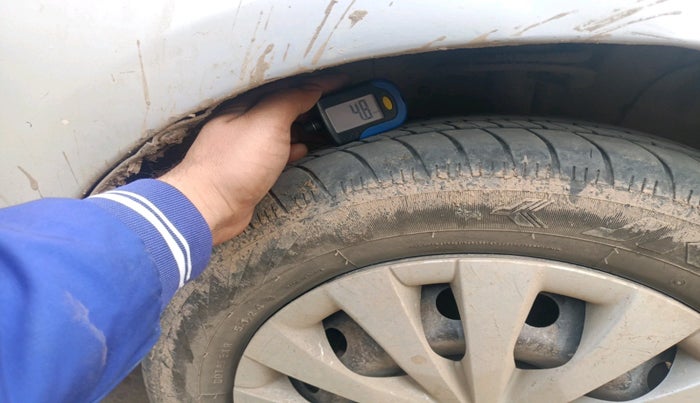 2014 Toyota Etios Liva GD, Diesel, Manual, 2,33,634 km, tyre