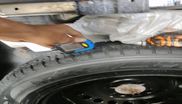 2015 Honda City 1.5L I-VTEC SV, Petrol, Manual, 27,782 km, tyre